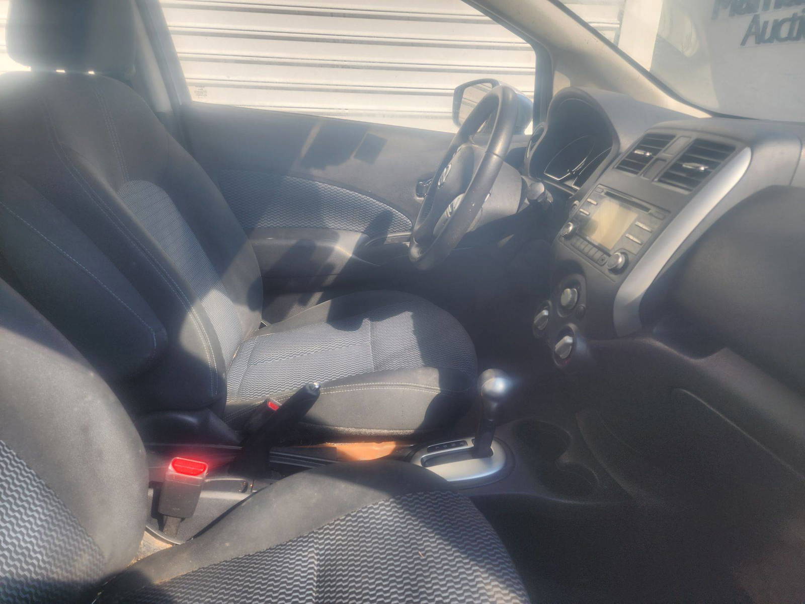 2014 NISSAN VERSA NOTE — 72260 Miles — Lot 60228743 - Marhaba Auctions Used Cars - Image 8