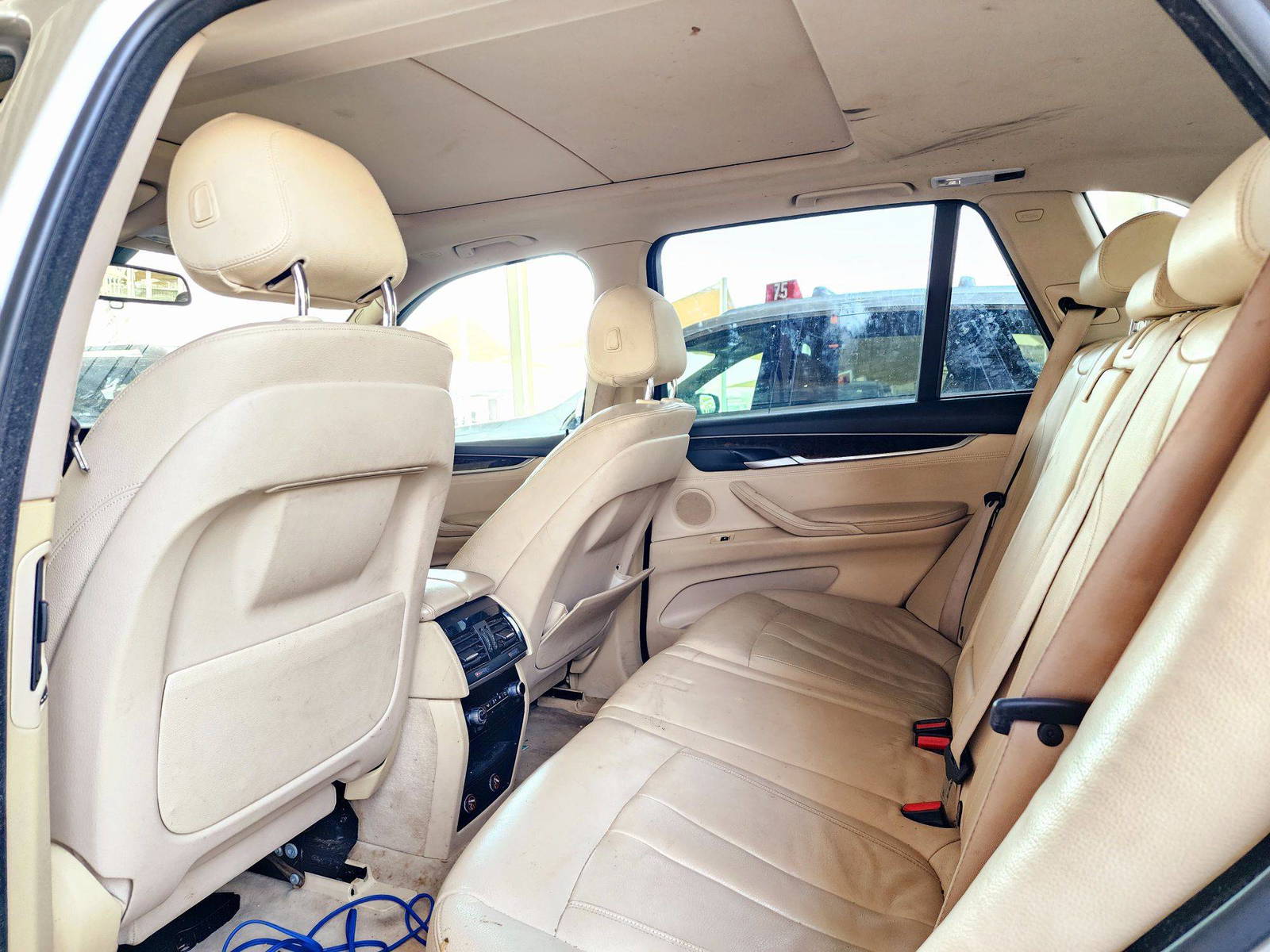 2015 BMW X5 XDRIVE35I — 152812 Miles — Lot 0P11944 — Souq - Marhaba Auctions Used Cars - Image 6
