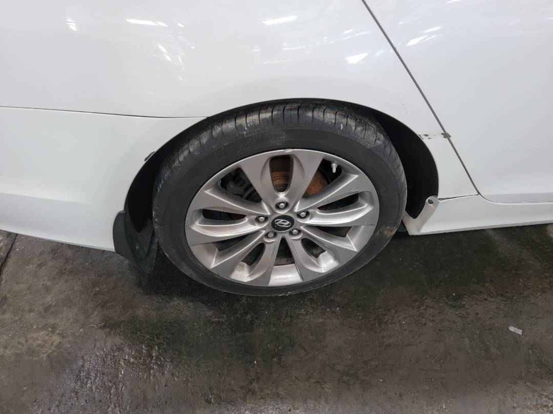 2012 HYUNDAI SONATA — 170785 Miles — Lot 36857234 - Marhaba Auctions Used Cars - Image 4