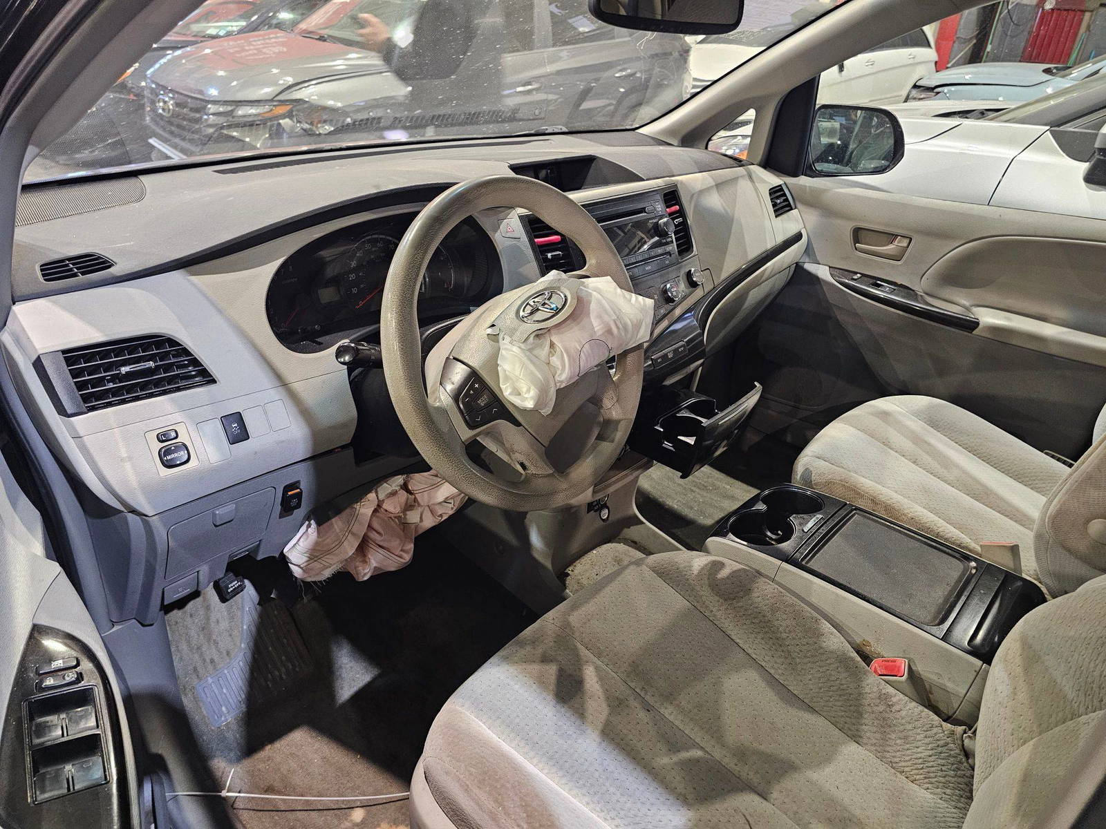 2012 TOYOTA SIENNA — 186940 Miles — Lot 85421455 — Main - Marhaba Auctions Used Cars - Image 8