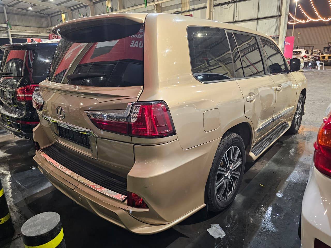 2009 LEXUS LX 570 — 183412 KM — Lot W894028311 — Main - Marhaba Auctions Used Cars - Image 5