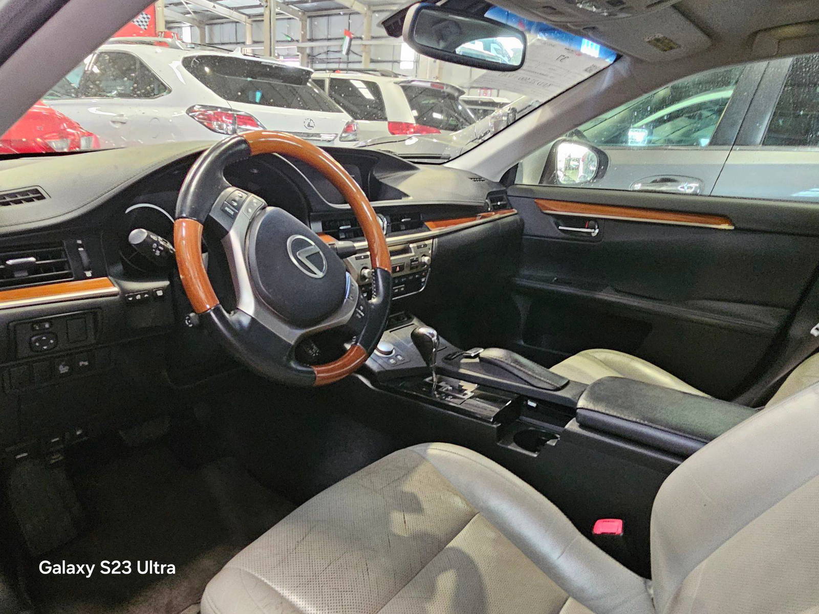 LEXUS ES 300H 2013 - Marhaba Auction Used Cars - Image 7