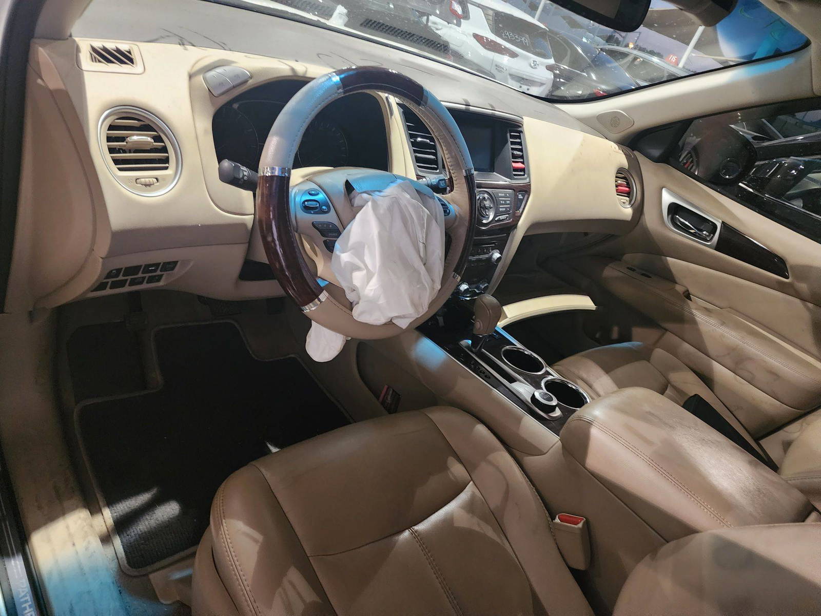 2014 NISSAN PATHFINDER — 133832 Miles — Lot 37544903 - Marhaba Auctions Used Cars - Image 4