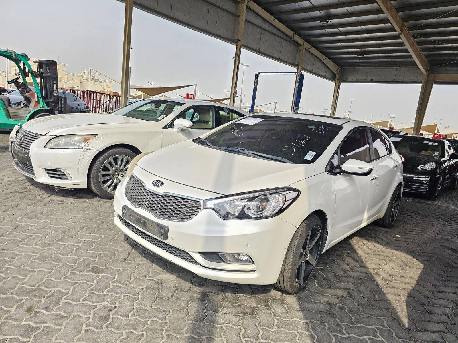 2013 KIA K3 — 197222 KM — Lot 119861 — Souq - Marhaba Auctions Used Cars - Image 5