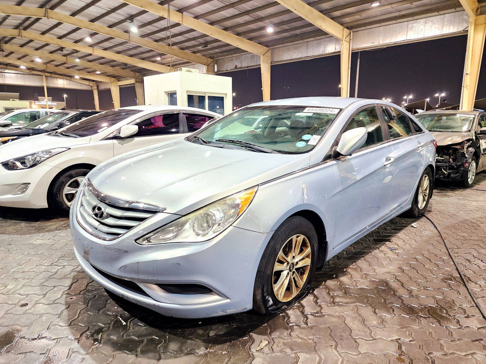 2013 HYUNDAI SONATA — 155031 Miles — Lot DH795939 — Souq - Marhaba Auctions Used Cars - Image 5