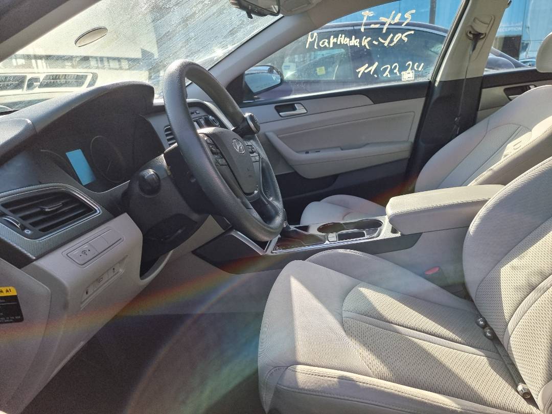 2015 HYUNDAI SONATA — 97839 Miles — Lot 215478 — Souq - Marhaba Auctions Used Cars - Image 8