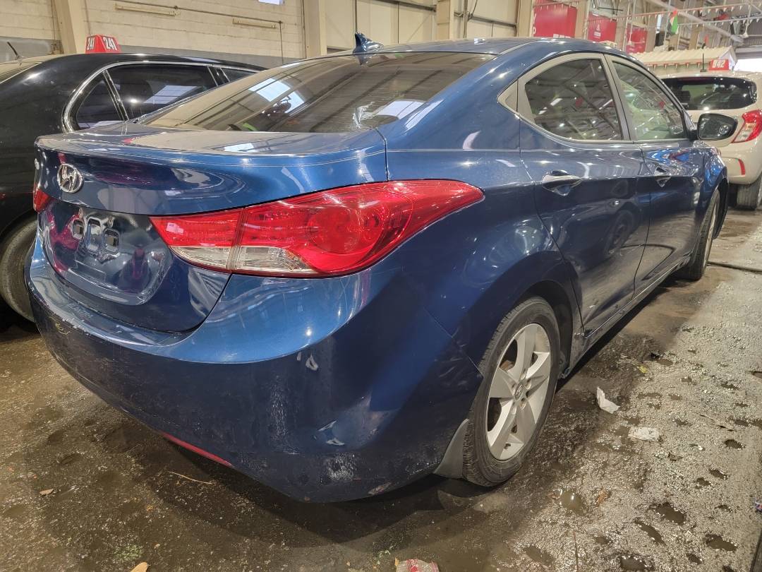 2013 HYUNDAI ELANTRA — 114556 Miles — Lot 62686593 - Marhaba Auctions Used Cars - Image 4