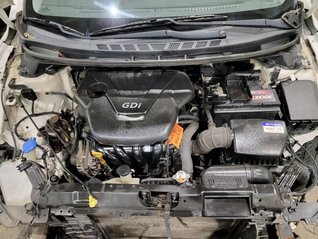 HYUNDAI AVANTE 2013 - Marhaba Auction Used Cars - Image 8