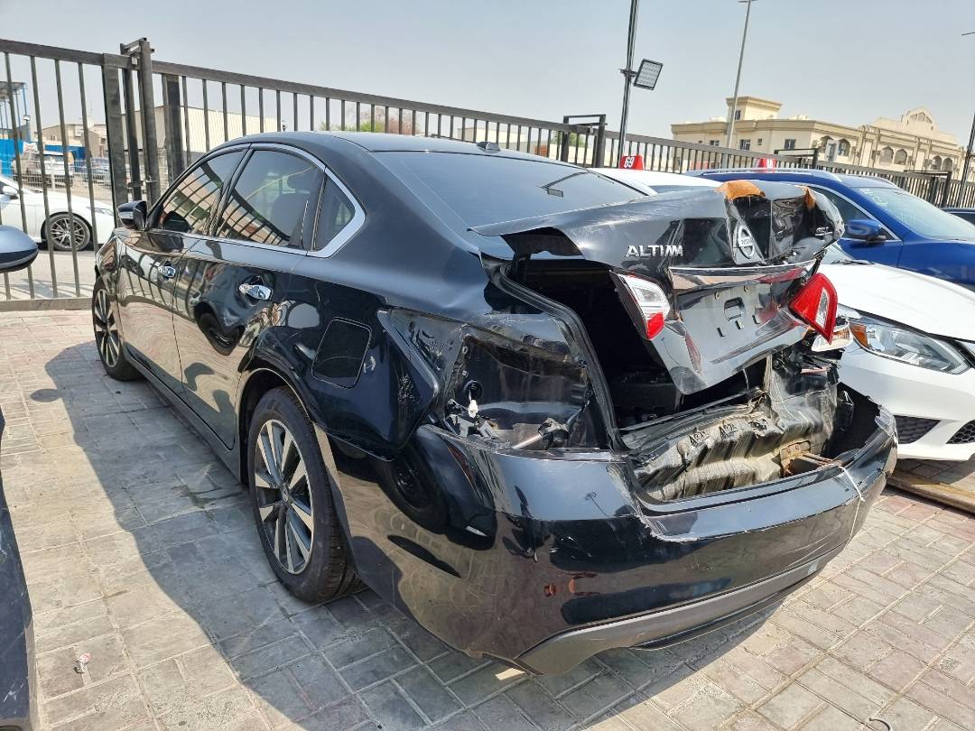 2017 NISSAN ALTIMA — 103230 Miles — Lot 213654 — Ind. 12 - Marhaba Auctions Used Cars - Image 4