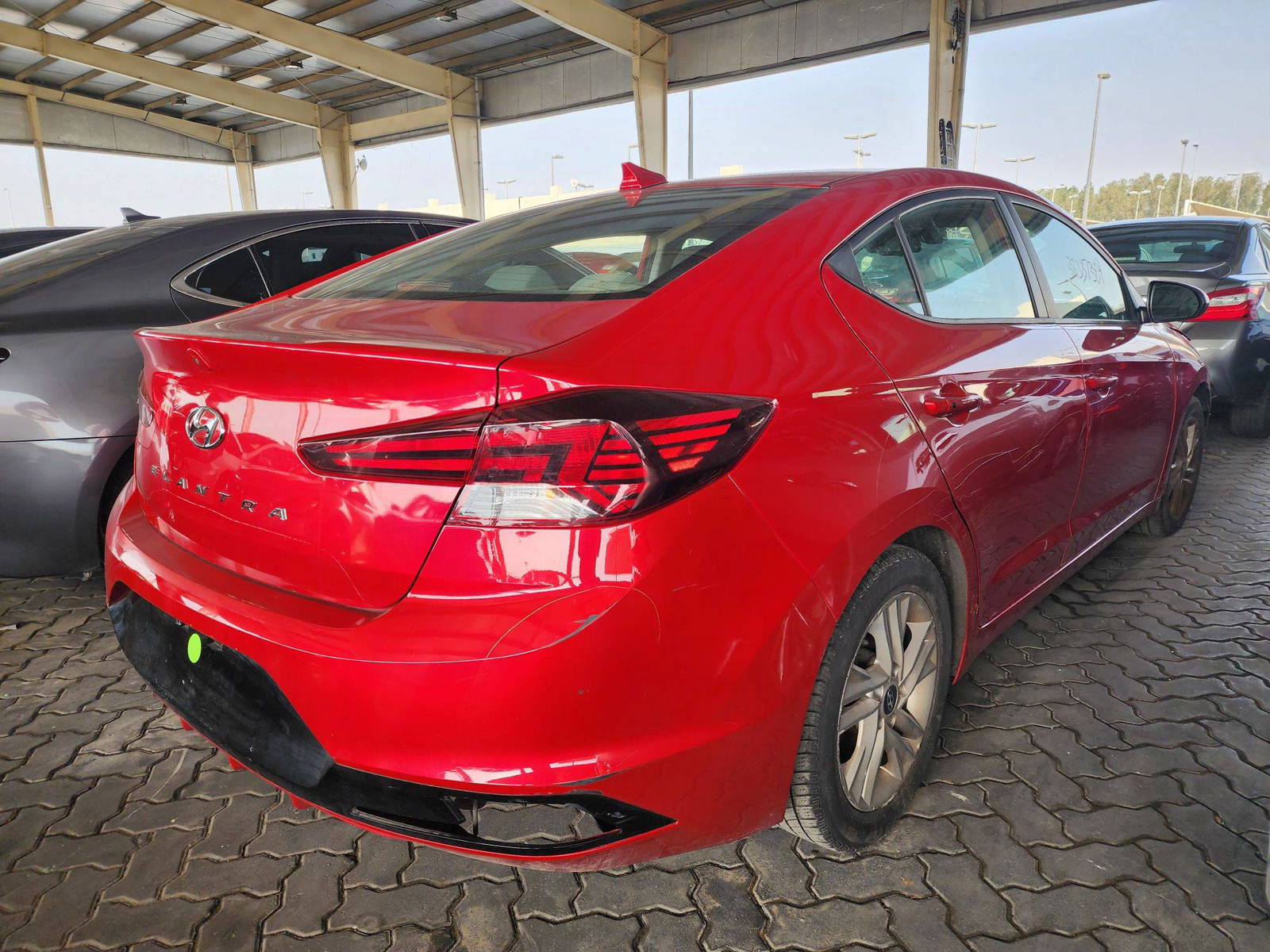 2020 HYUNDAI ELANTRA — 71083 Miles — Lot 38337384 — Souq - Marhaba Auctions Used Cars - Image 3