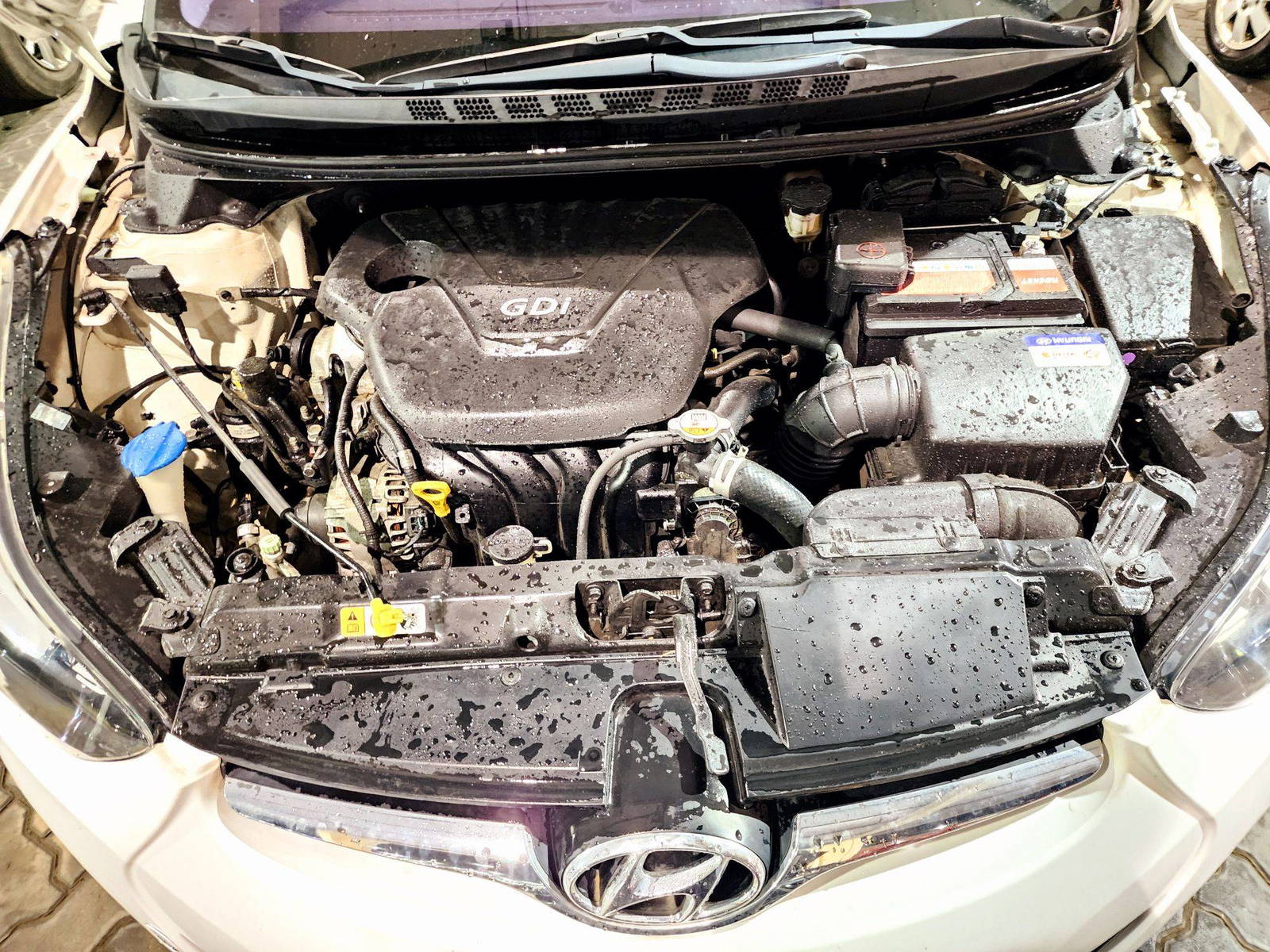 2015 HYUNDAI AVANTE — 52840 KM — Lot BFU305198 — Souq - Marhaba Auctions Used Cars - Image 11