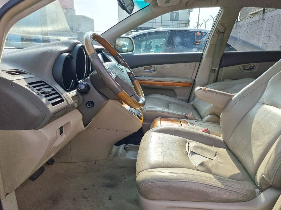 2009 LEXUS RX 350 — 192642 Miles — Lot 214578 — Ind. 12 - Marhaba Auctions Used Cars - Image 8