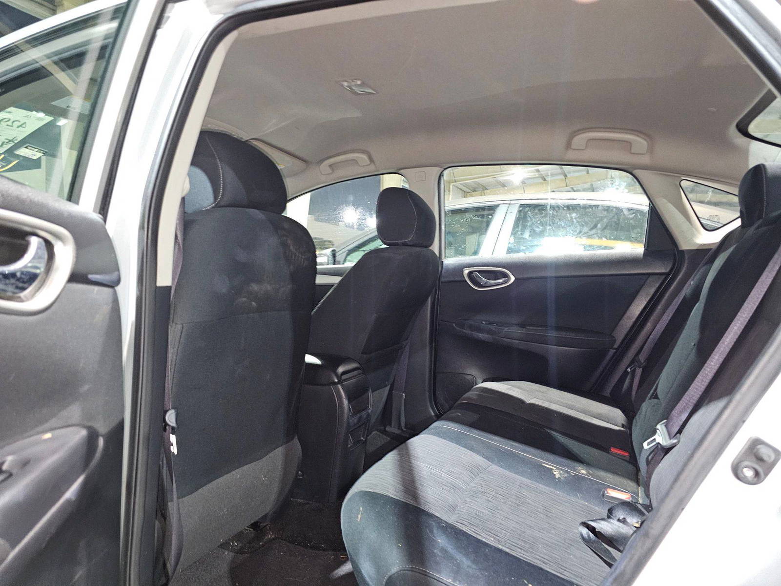 2015 NISSAN SENTRA — 110767 Miles — Lot 3FL634663 — Souq - Marhaba Auctions Used Cars - Image 7