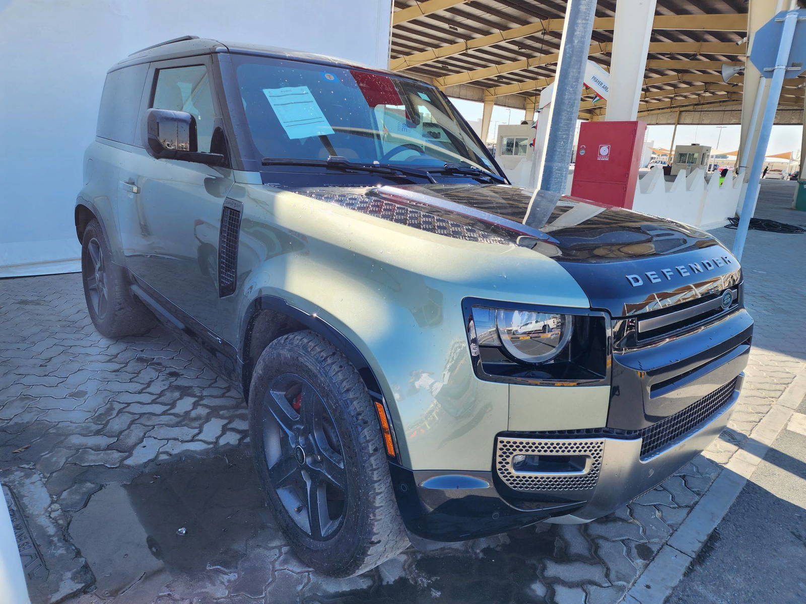 2021 LAND ROVER DEFENDER 90 — 18634 Miles — Lot 62706653 - Marhaba Auctions Used Cars - Image 7