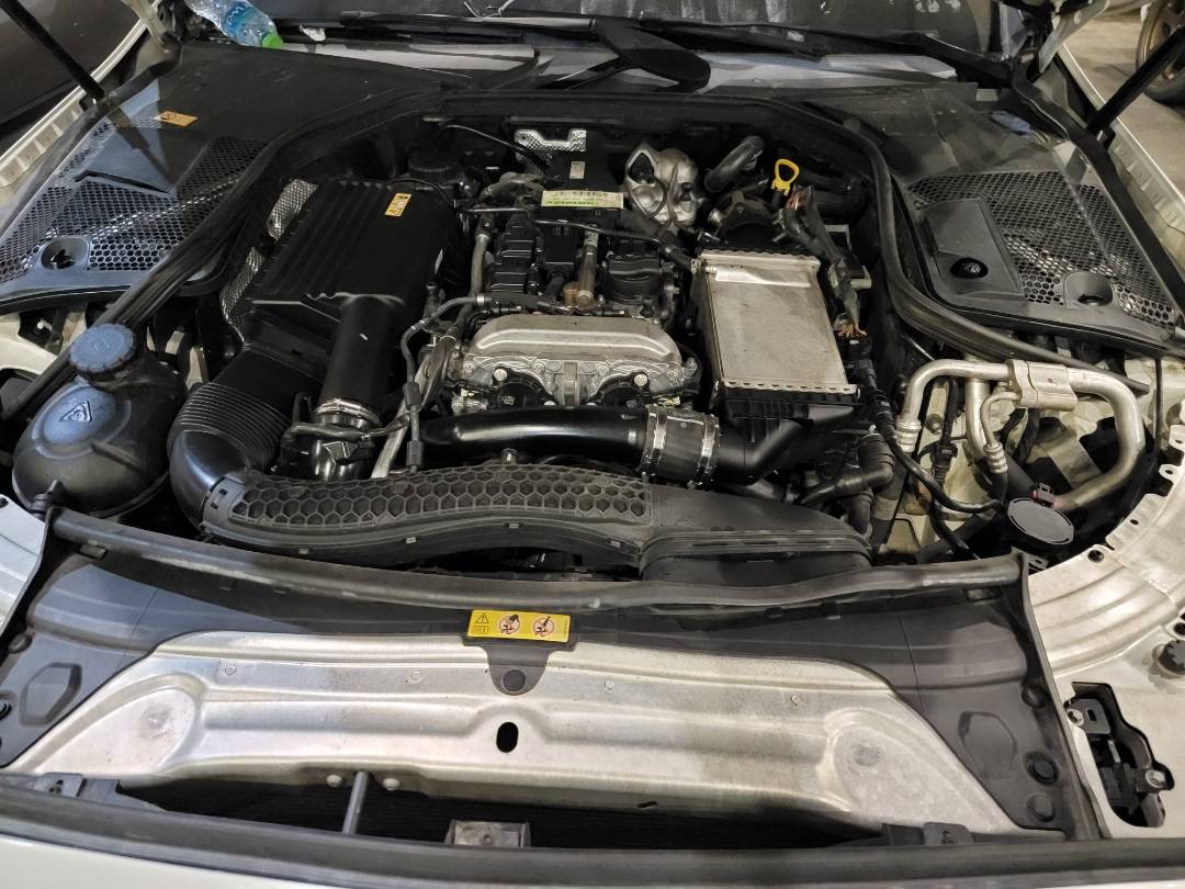 2016 MERCEDES BENZ C300 — 164071 Miles — Lot U115025 — Main - Marhaba Auctions Used Cars - Image 11