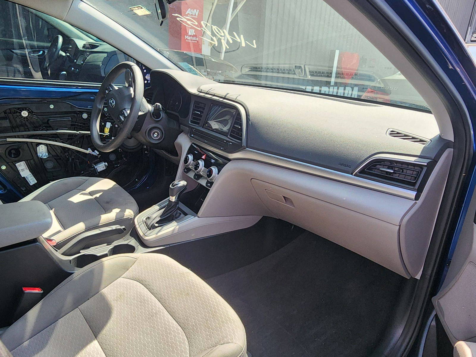2019 HYUNDAI ELANTRA — 34172 Miles — Lot 54215434 — Al Quoz - Marhaba Auctions Used Cars - Image 6