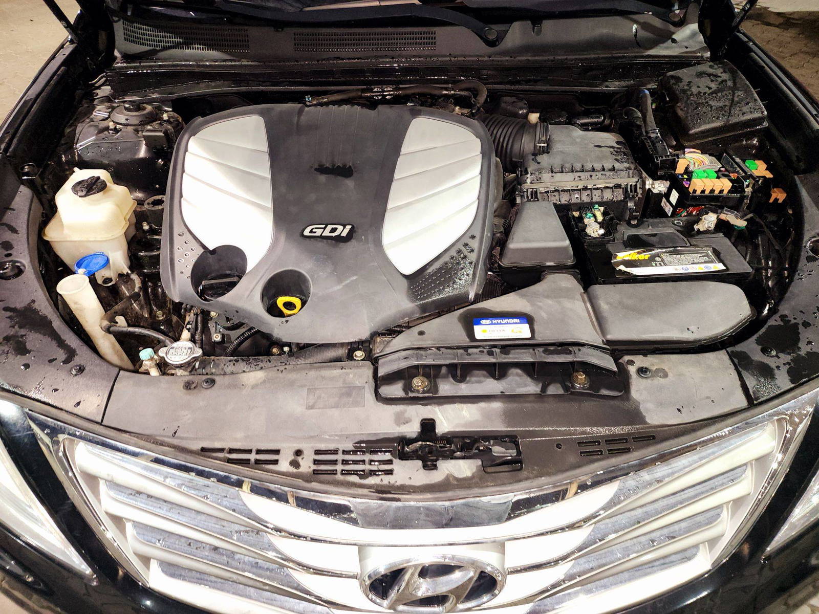 2012 HYUNDAI GRANDEUR — 162888 KM — Lot 130654 — Souq - Marhaba Auctions Used Cars - Image 10