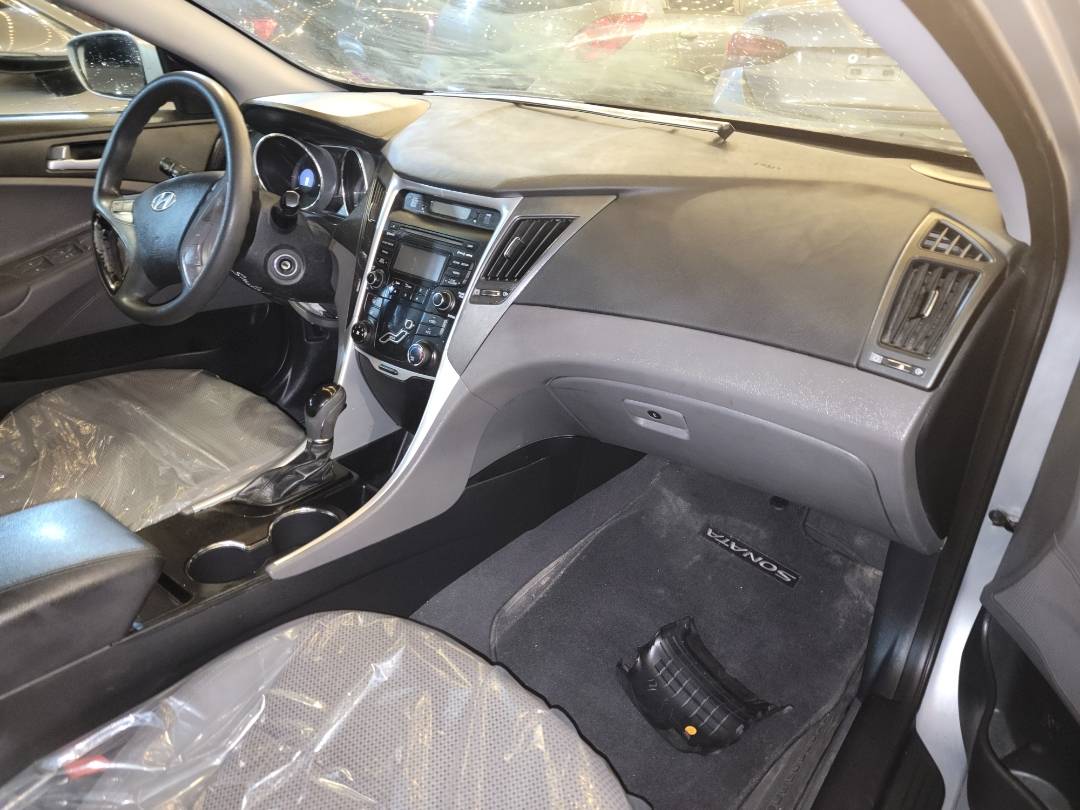 2013 HYUNDAI SONATA — 170200 Miles — Lot H511991 - Marhaba Auctions Used Cars - Image 6