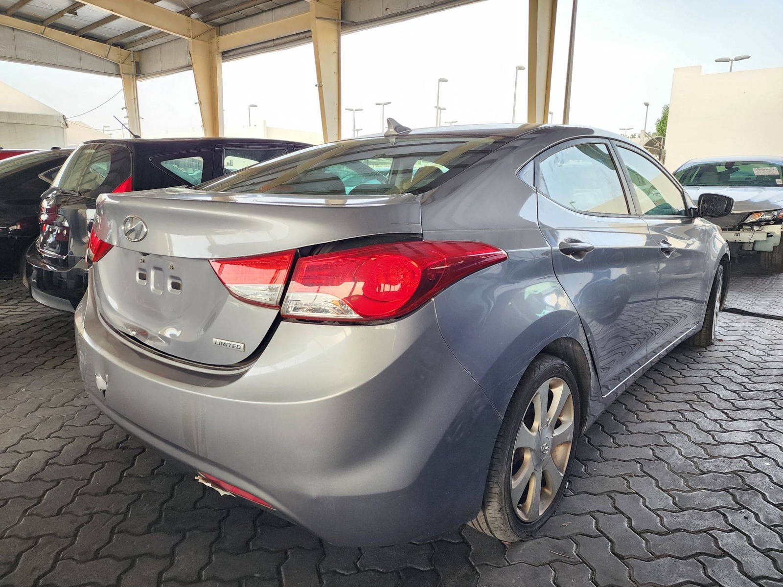 2012 HYUNDAI ELANTRA — 166743 Miles — Lot 57031334 — Souq - Marhaba Auctions Used Cars - Image 3