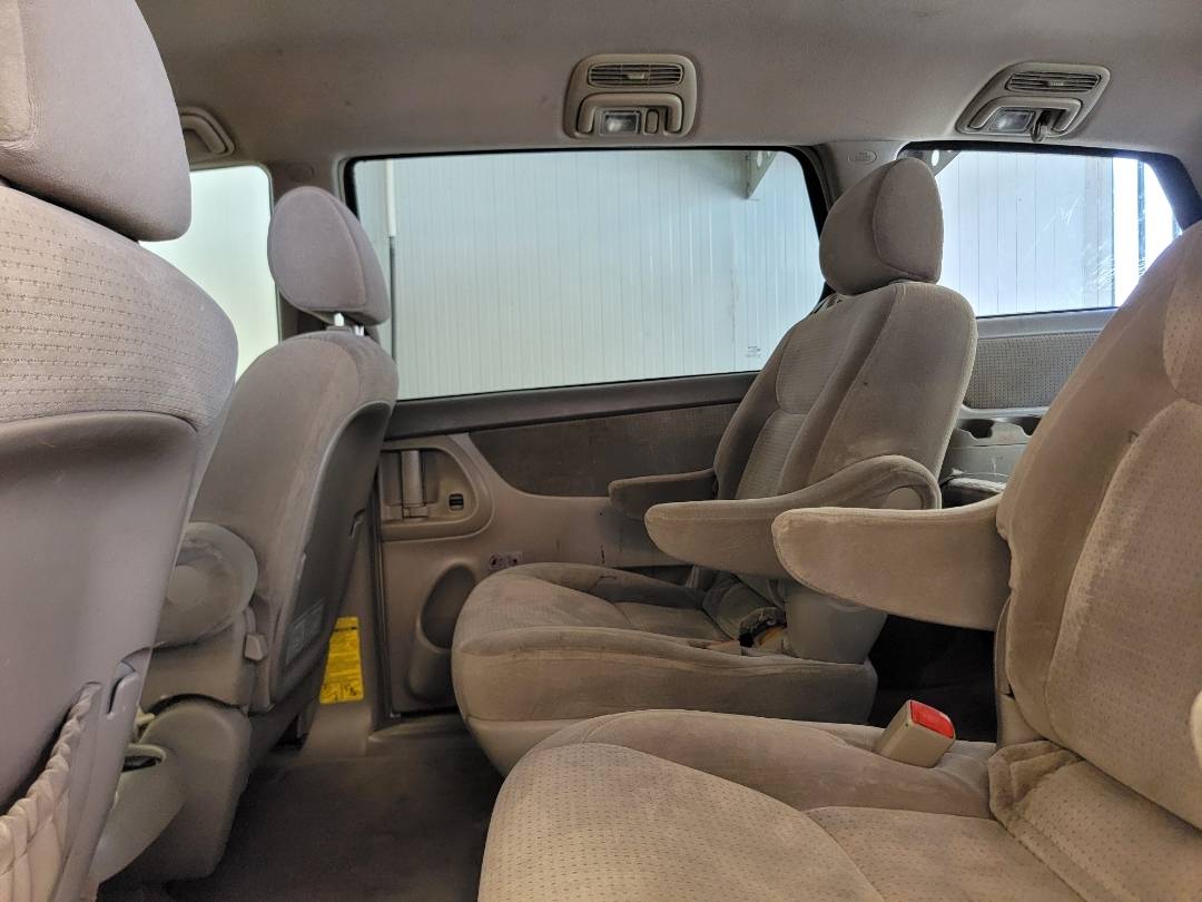 2008 TOYOTA SIENNA — 159821 Miles — Lot 46574974 — Main - Marhaba Auctions Used Cars - Image 8