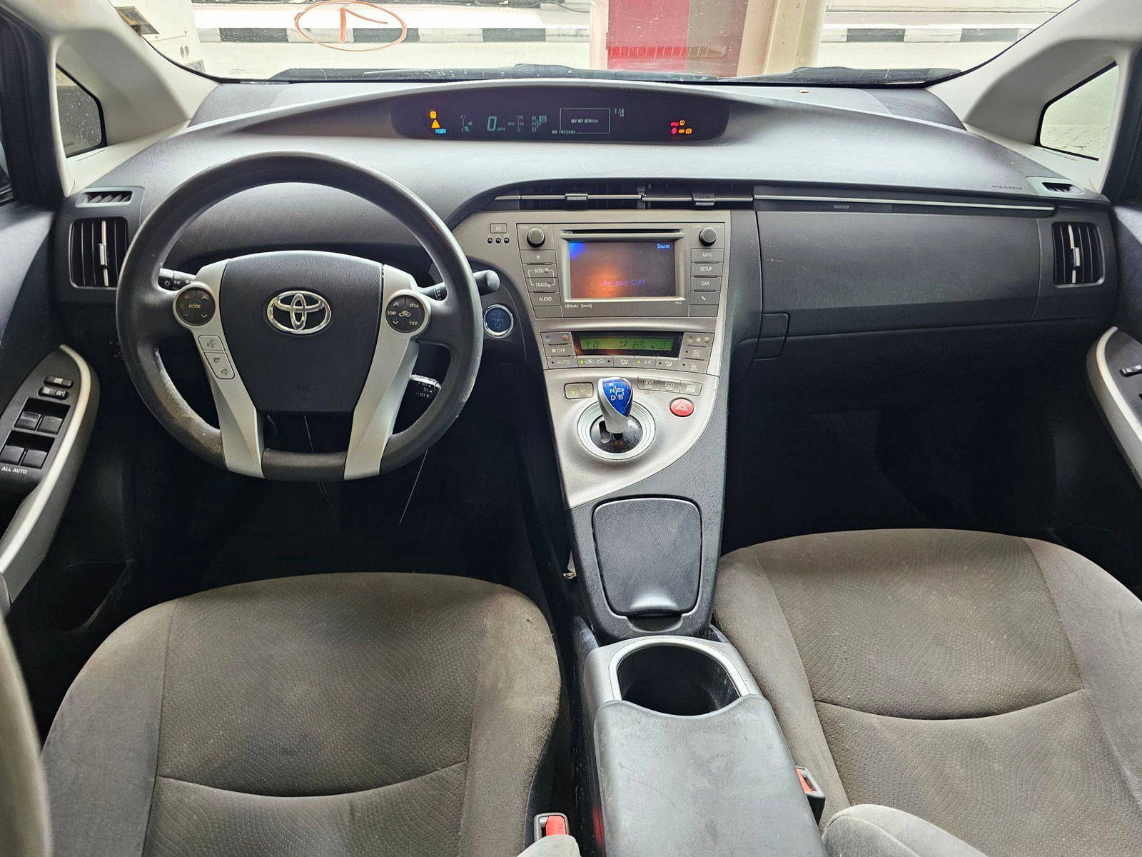 2015 TOYOTA PRIUS — 193380 Miles — Lot 9F1876979 — Souq - Marhaba Auctions Used Cars - Image 7