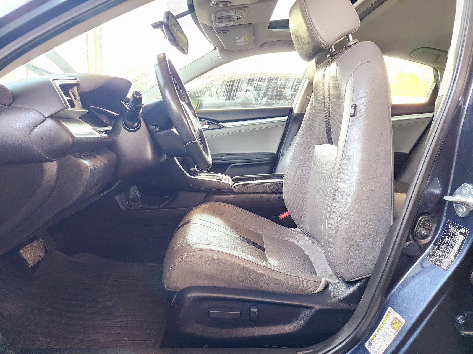 2018 HONDA CIVIC — 112137 Miles — Lot 78430004 — Souq - Marhaba Auctions Used Cars - Image 9