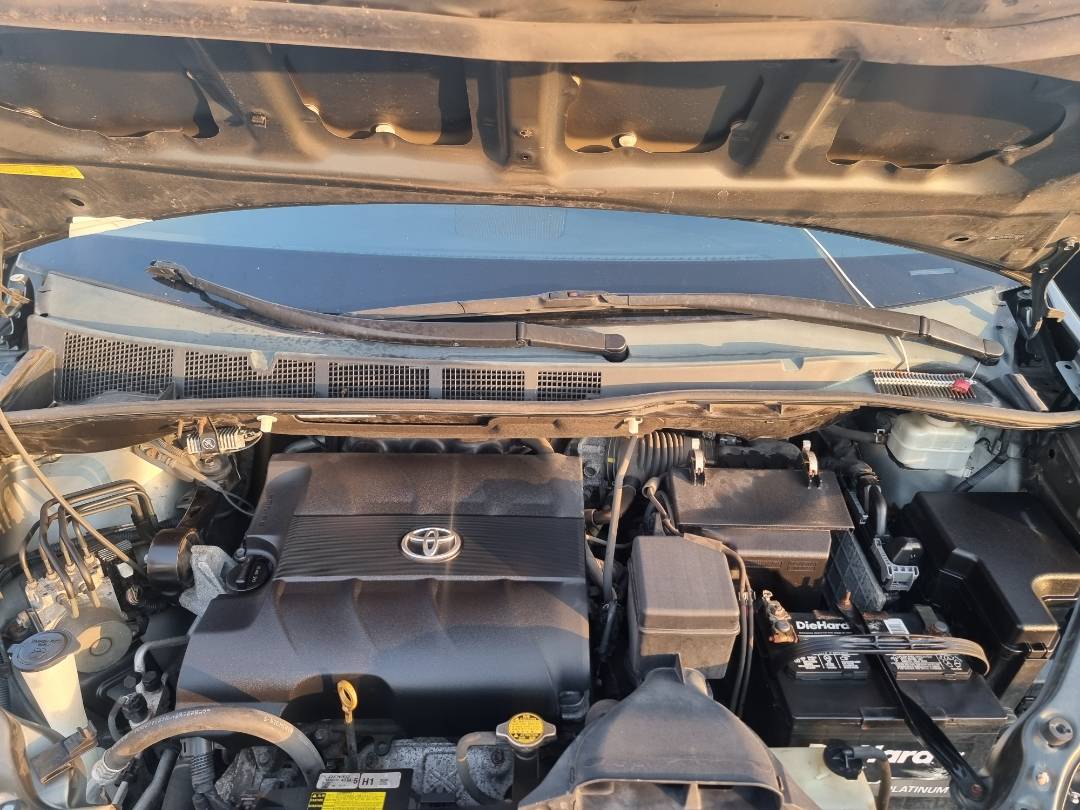 TOYOTA SIENNA 2012 - Marhaba Auction Used Cars - Image 8