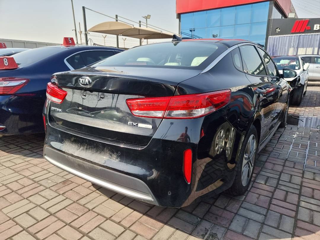 2017 KIA OPTIMA — 102400 Miles — Lot 215487 — Ind. 12 - Marhaba Auctions Used Cars - Image 4