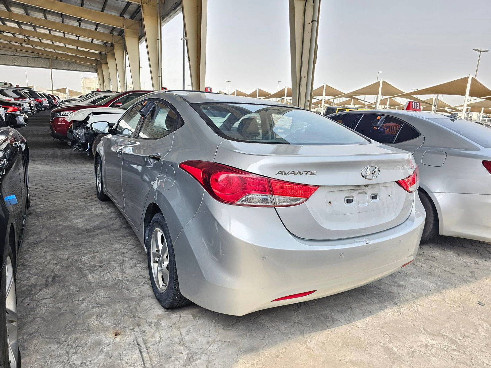 2013 HYUNDAI AVANTE — 187005 KM — Lot 796938 — Main - Marhaba Auctions Used Cars - Image 5