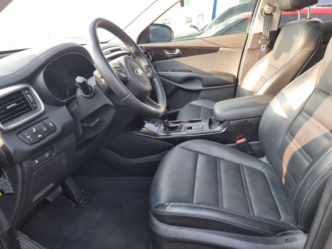 2018 KIA SORENTO — 88577 Miles — Lot 125487 — Souq - Marhaba Auctions Used Cars - Image 8