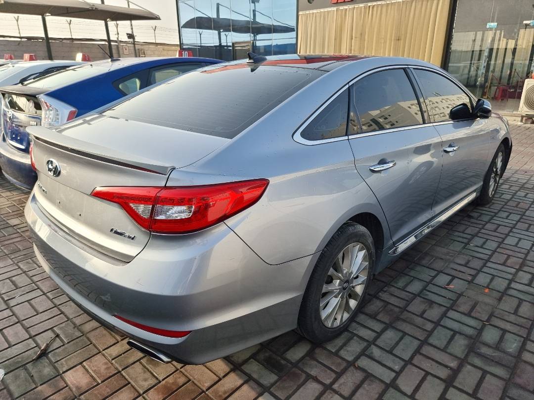 2015 HYUNDAI SONATA — 201475 Miles — Lot 215487 — Ind. 12 - Marhaba Auctions Used Cars - Image 4