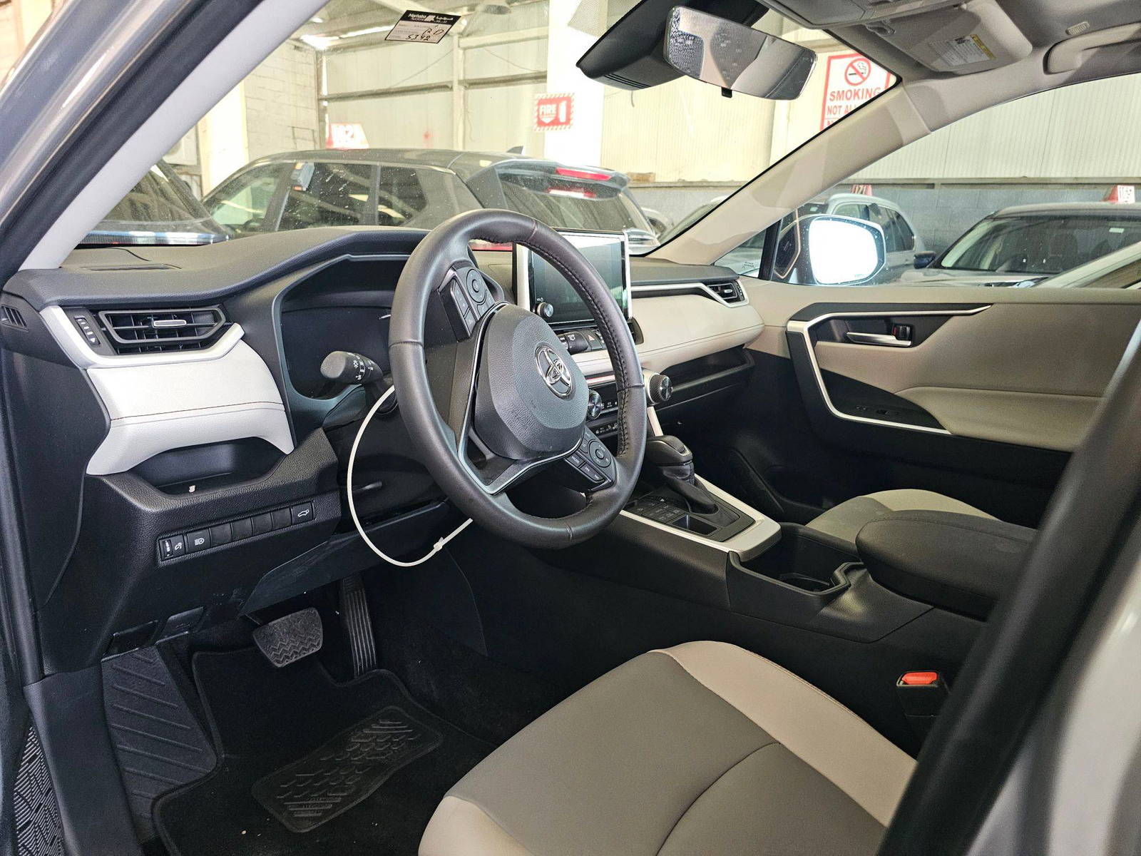 TOYOTA RAV4 2025 - Marhaba Auction Used Cars - Image 7