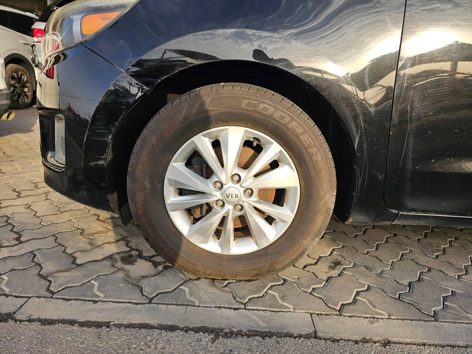 KIA SEDONA 2015 - Marhaba Auction Used Cars - Image 10