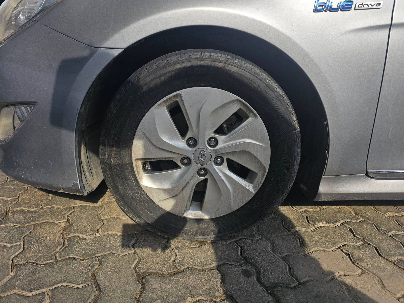 2015 HYUNDAI SONATA — 184677 Miles — Lot 45FA137942 — Souq - Marhaba Auctions Used Cars - Image 10