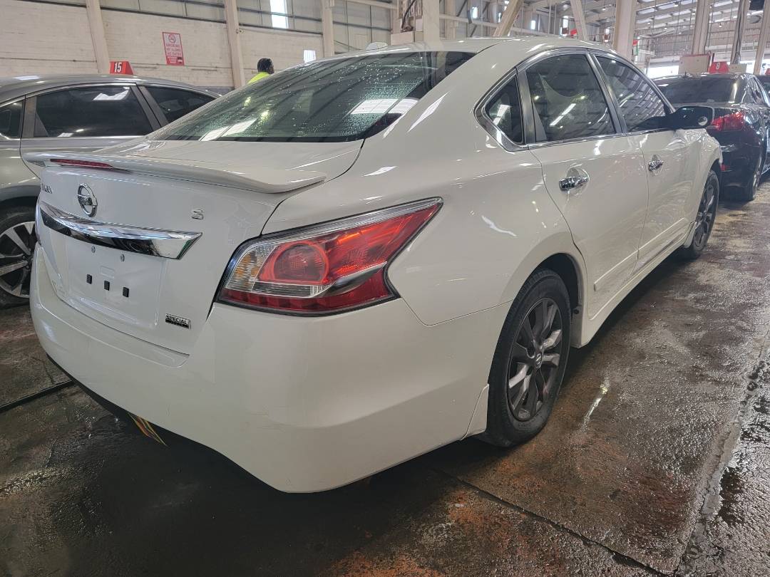 2015 NISSAN ALTIMA — 157754 Miles — Lot N910661 - Marhaba Auctions Used Cars - Image 4