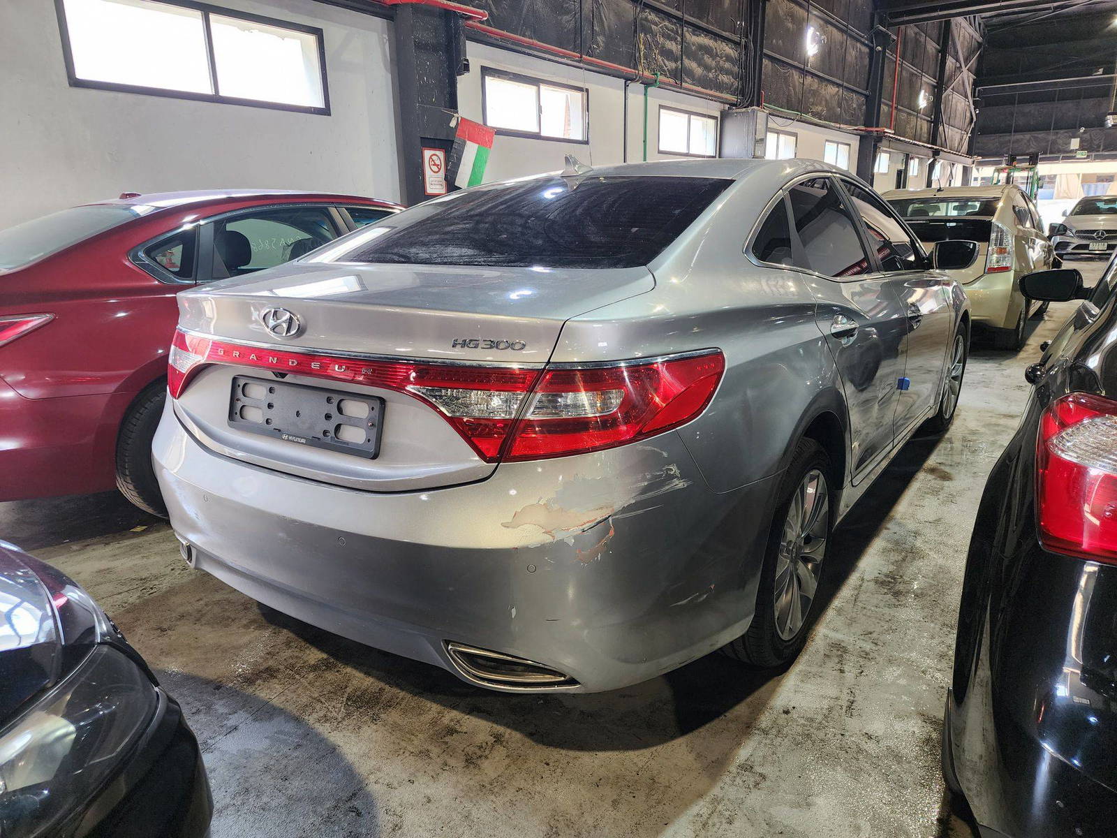 HYUNDAI GRANDEUR 2011 - Marhaba Auction Used Cars - Image 10