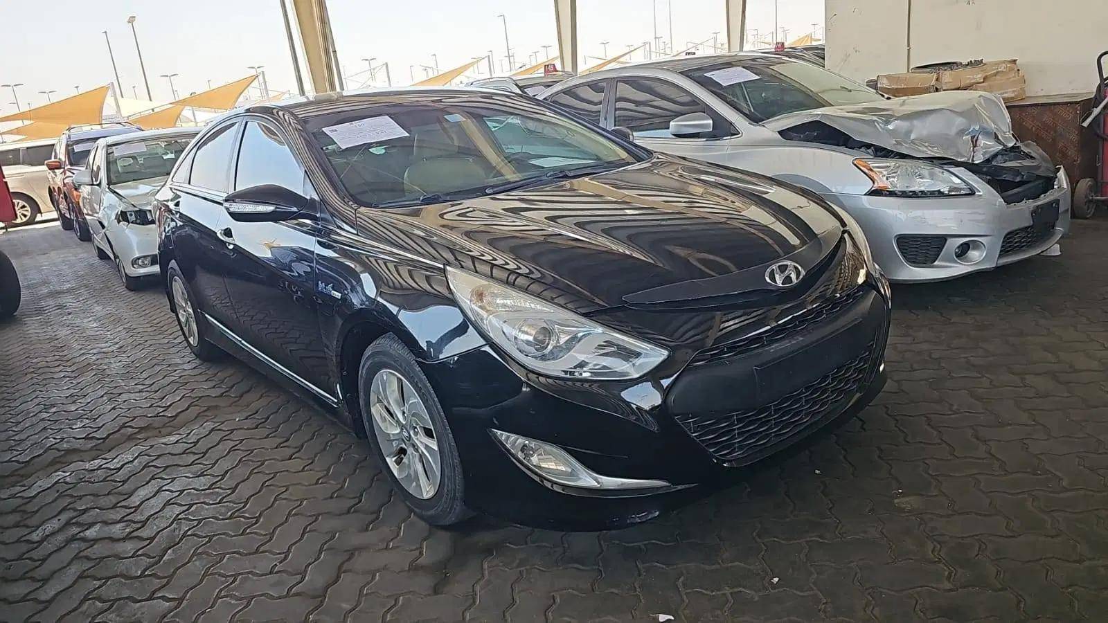 2012 HYUNDAI SONATA — 212264 KM — Lot A056663 — Souq - Marhaba Auctions Used Cars - Image 2