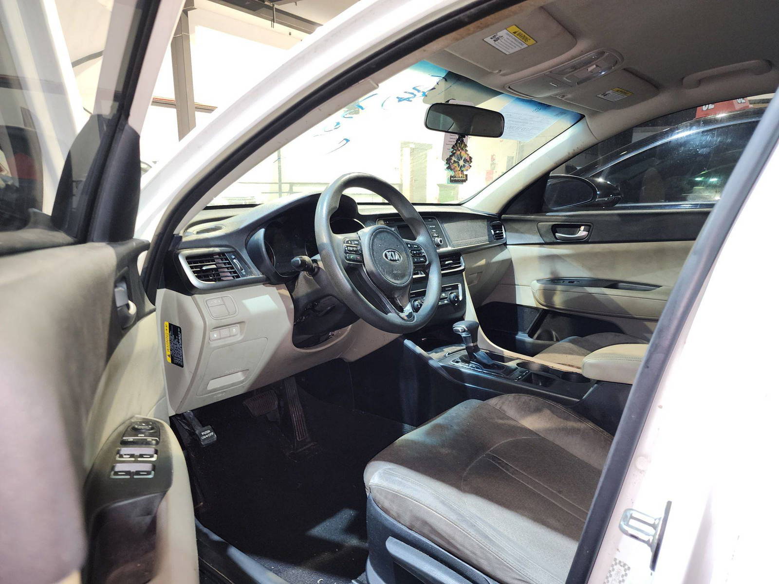 2016 KIA OPTIMA — 204453 Miles — Lot 914394 — Souq - Marhaba Auctions Used Cars - Image 9