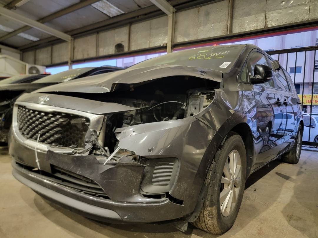 2017 KIA SEDONA — 183750 Miles — Lot H6336815 — Main - Marhaba Auctions Used Cars - Image 5
