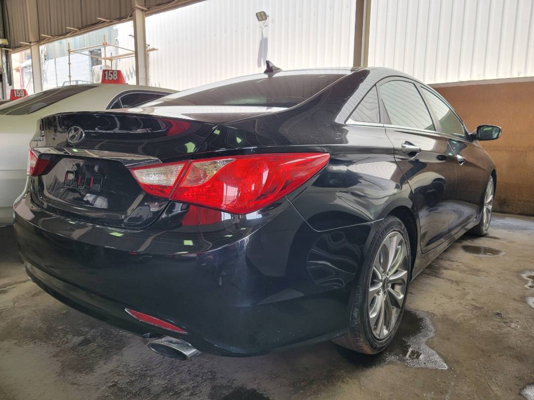 2011 HYUNDAI SONATA — 177855 Miles — Lot BH171121 - Marhaba Auctions Used Cars - Image 3