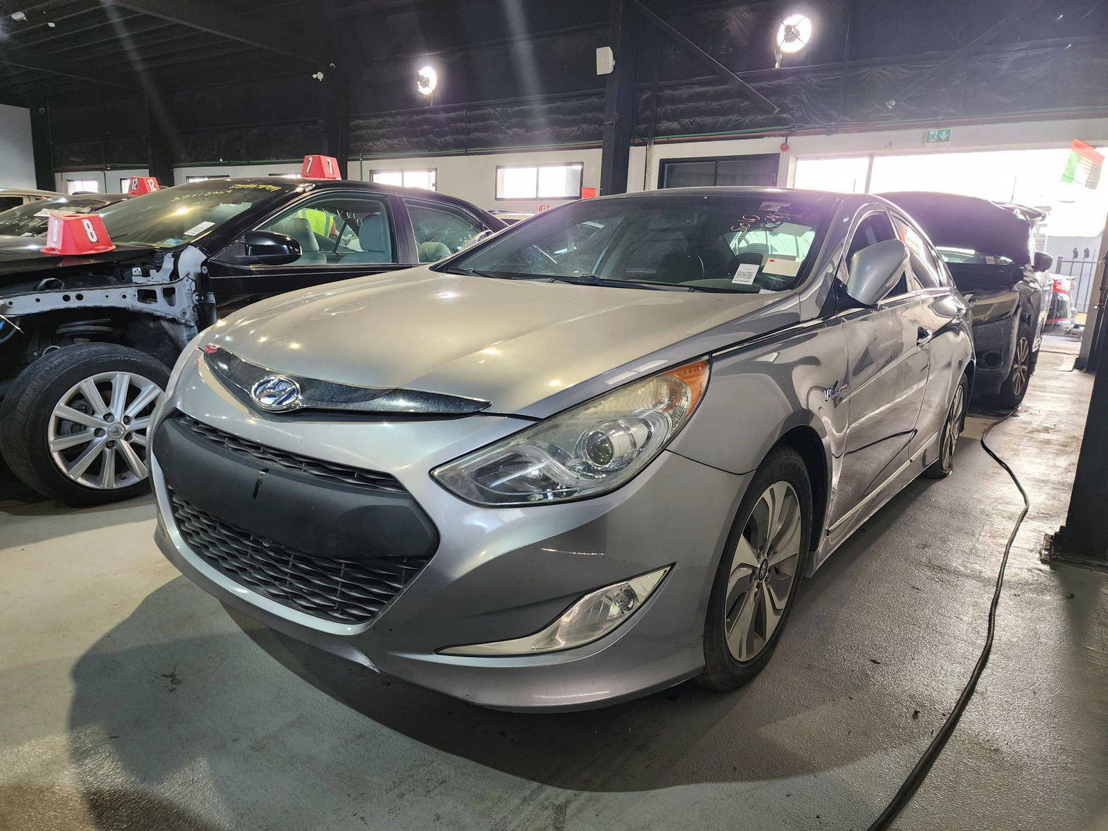 2015 HYUNDAI SONATA — 195495 Miles — Lot 129445 — Al Quoz - Marhaba Auctions Used Cars - Image 4
