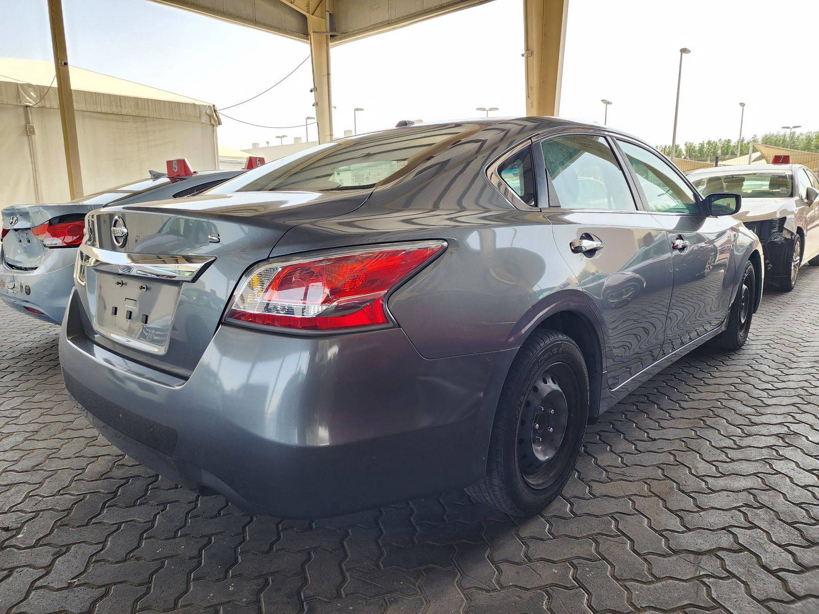 2015 NISSAN ALTIMA — 188484 Miles — Lot 55461064 — Souq - Marhaba Auctions Used Cars - Image 3