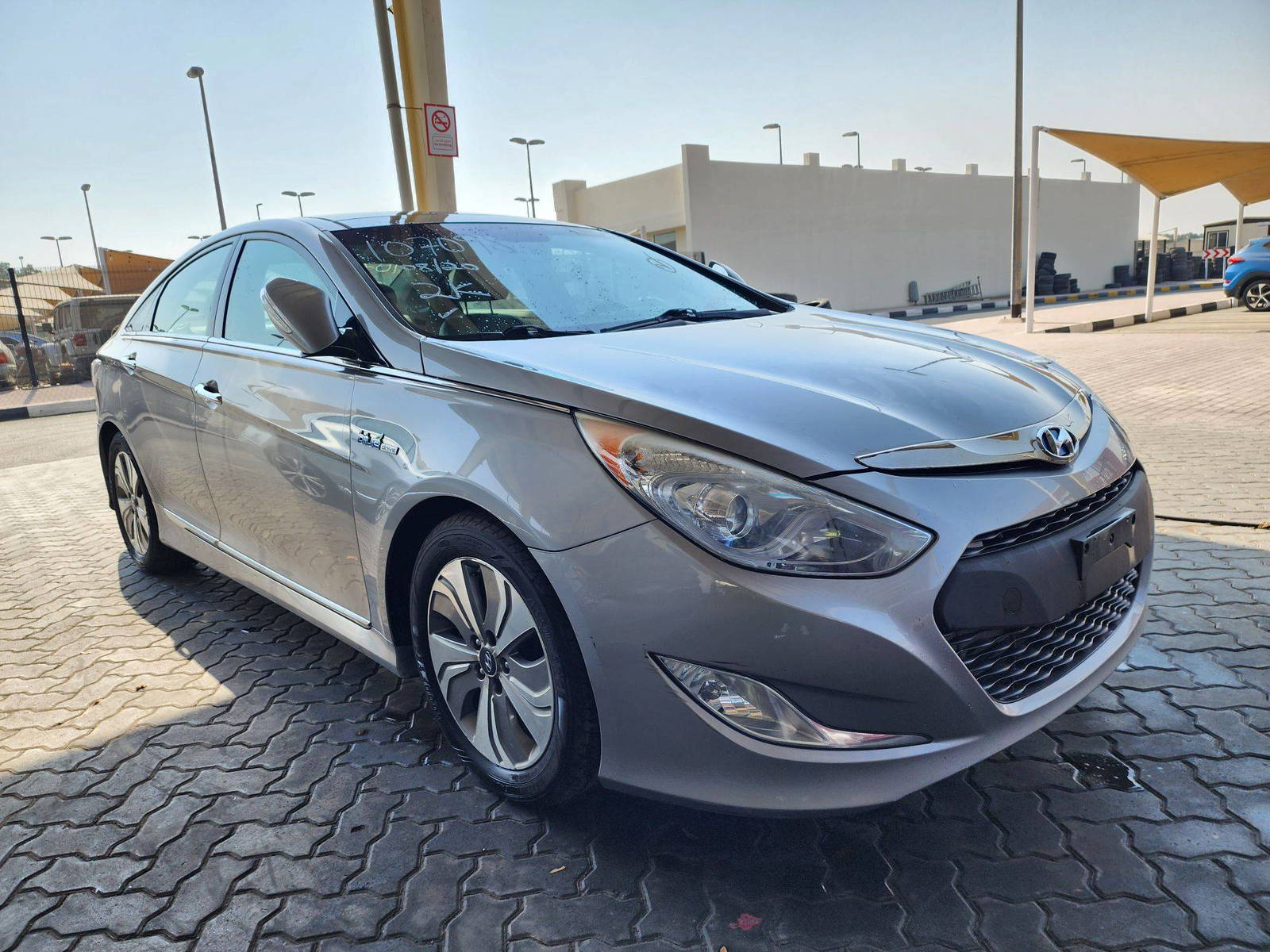 2014 HYUNDAI SONATA — 187239 Miles — Lot 66231514 — Souq - Marhaba Auctions Used Cars - Image 4