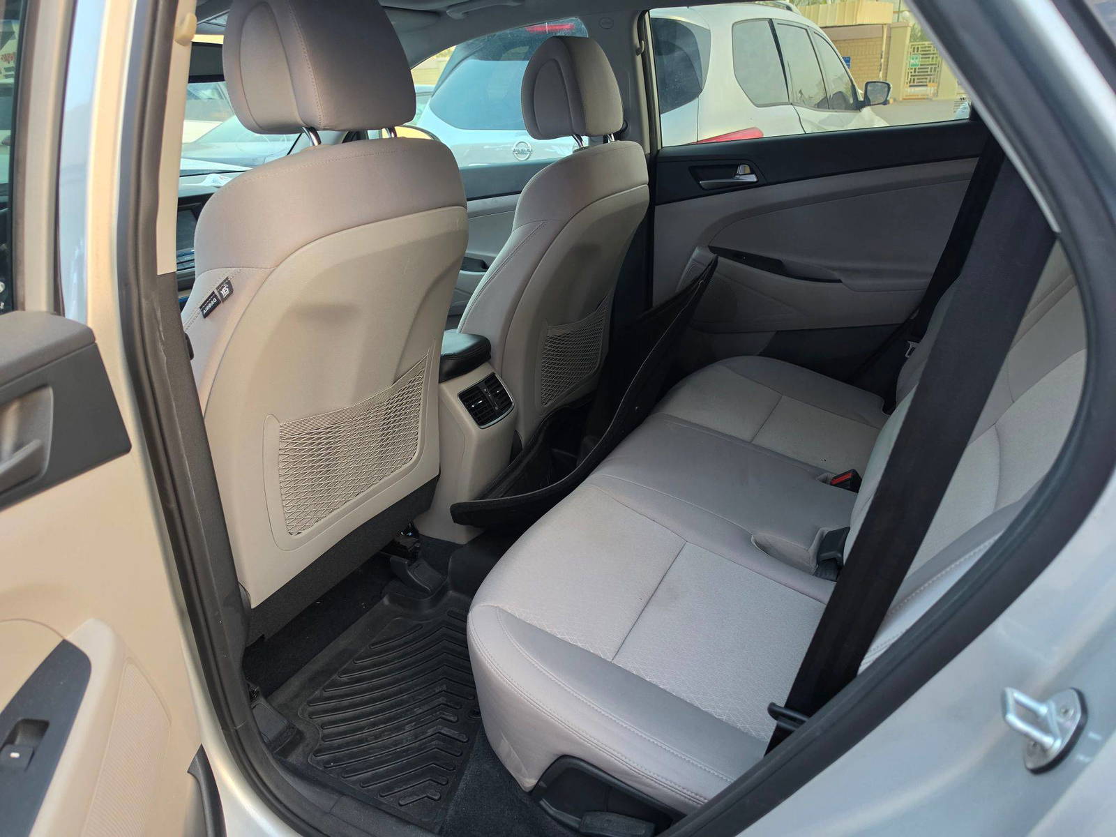 HYUNDAI TUCSON 2018 - Marhaba Auction Used Cars - Image 9