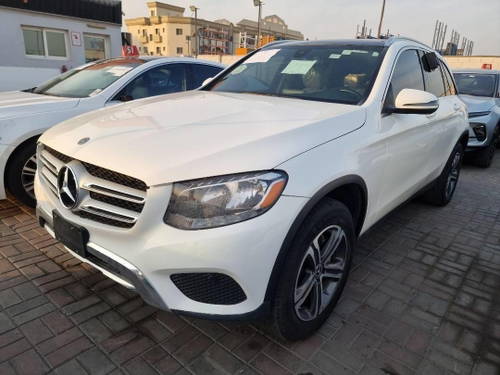 MERCEDES BENZ GLC-300