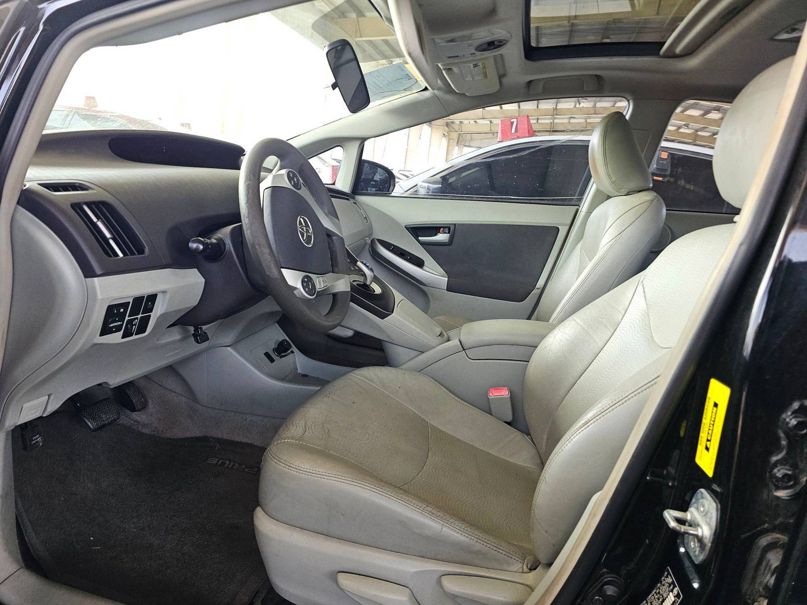 2010 TOYOTA PRIUS — 156069 Miles — Lot U6A0058317 — Souq - Marhaba Auctions Used Cars - Image 9