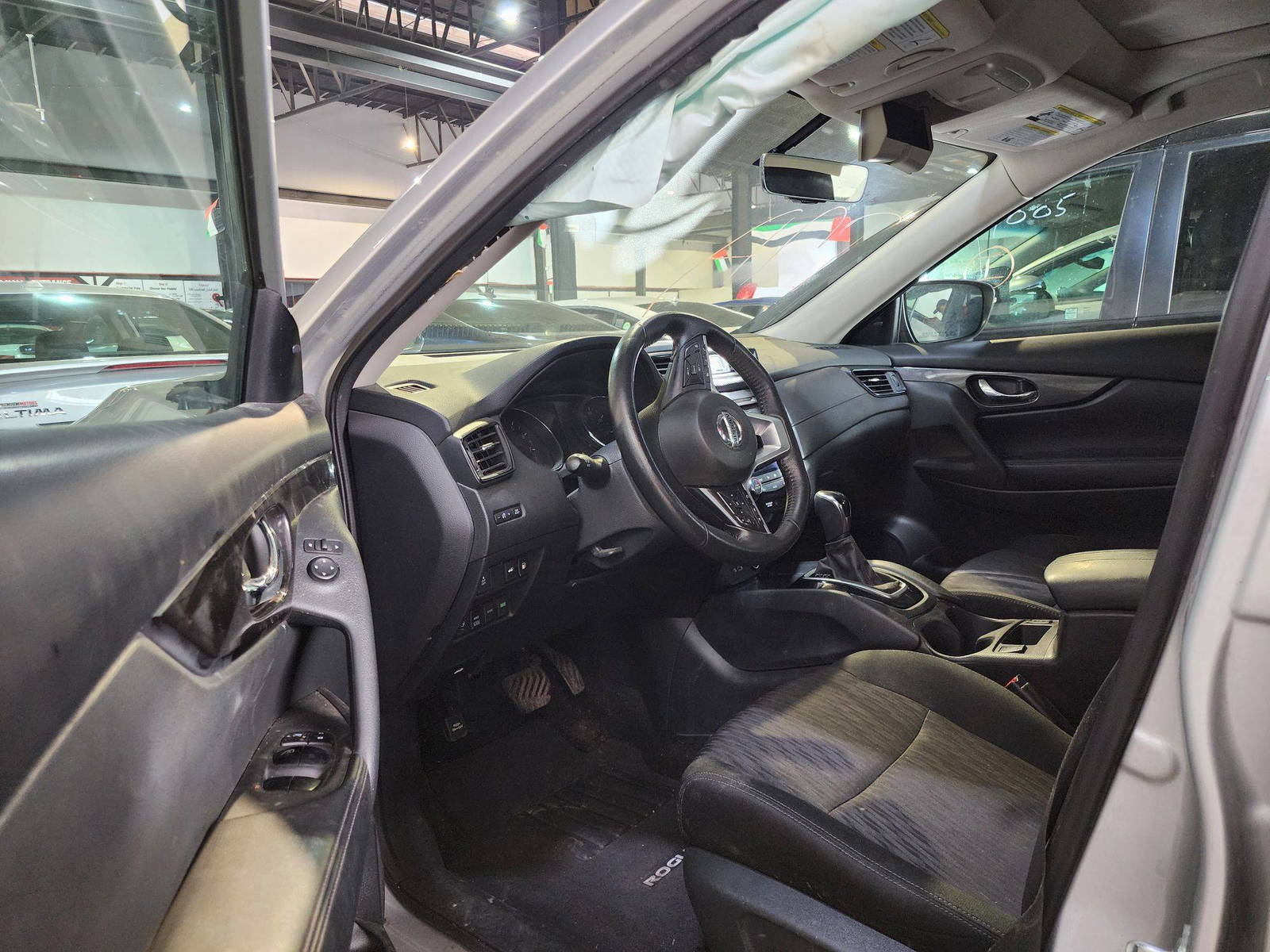2018 NISSAN ROGUE — 93752 Miles — Lot 86687674 — Al Quoz - Marhaba Auctions Used Cars - Image 9