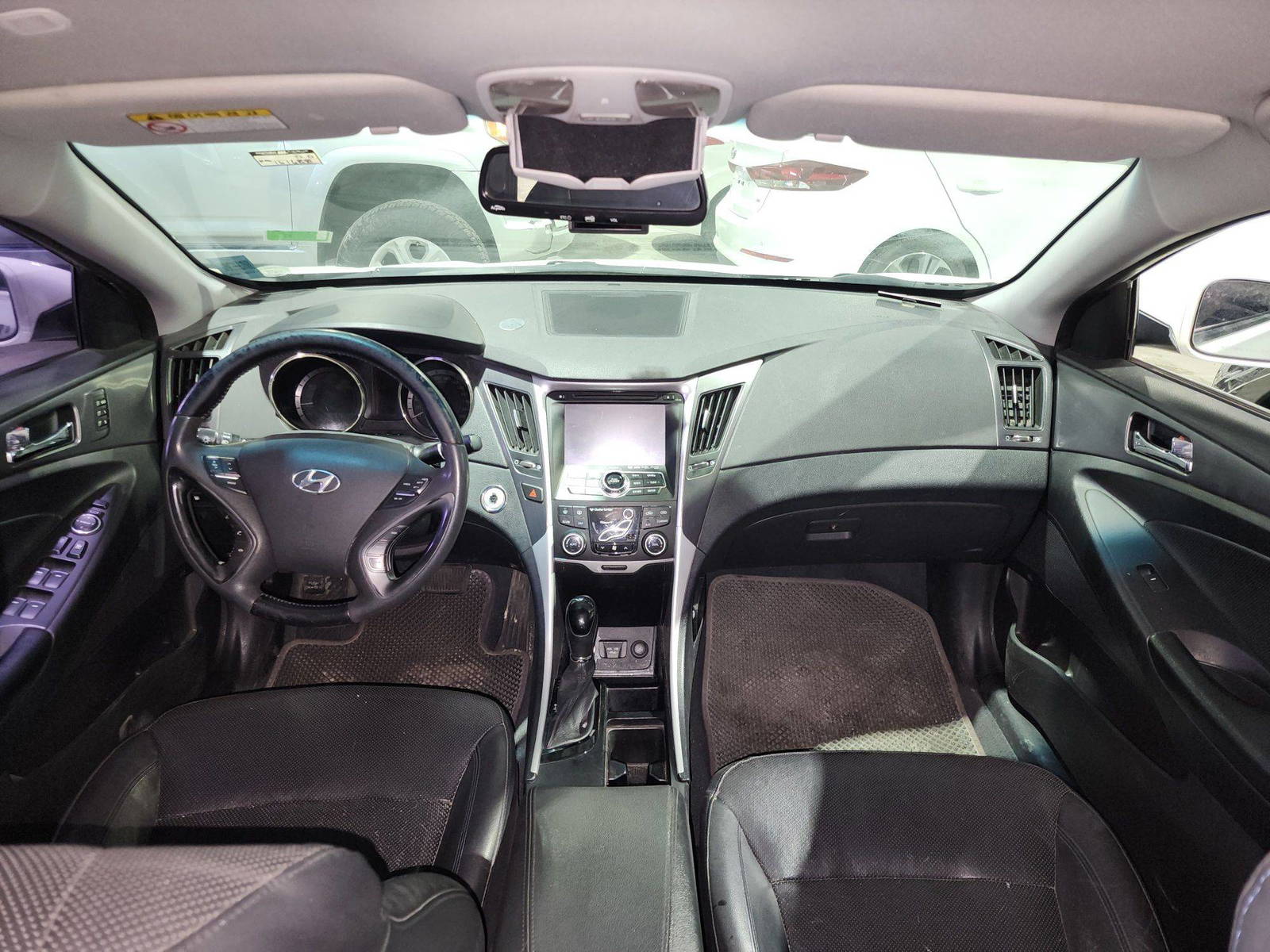 2012 HYUNDAI SONATA — 161688 KM — Lot 012468 — Main - Marhaba Auctions Used Cars - Image 8