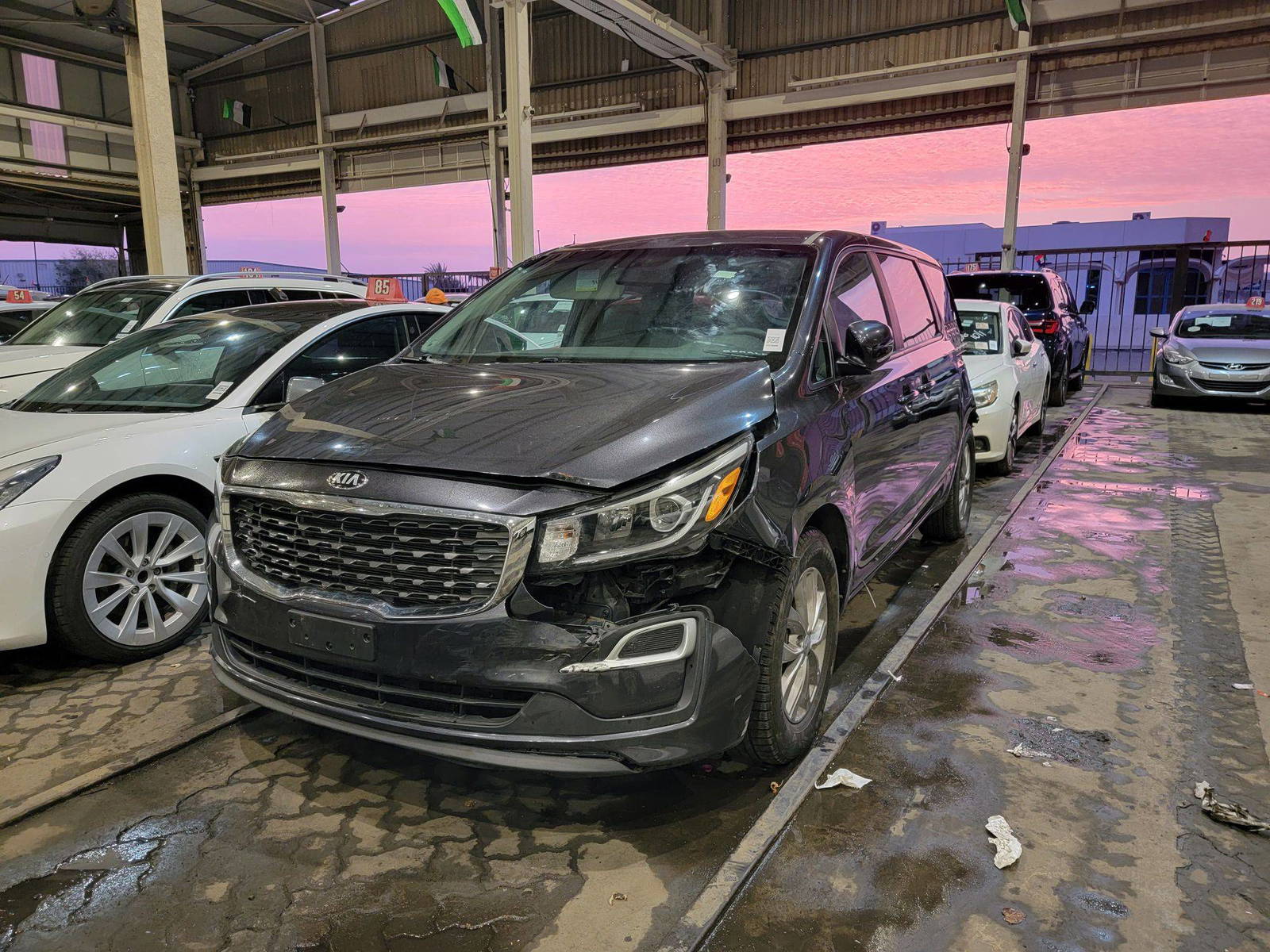 KIA SEDONA 2021 - Marhaba Auction Used Cars - Image 4