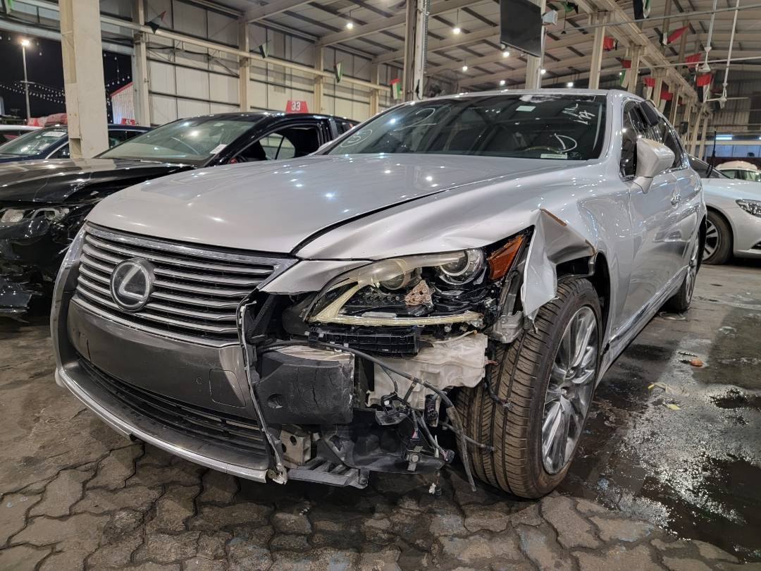 2013 LEXUS LS 460 — 185584 Miles — Lot 5115220 — Main - Marhaba Auctions Used Cars - Image 5